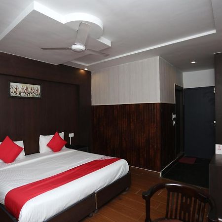OYO 5844 Hotel Drive Inn Raiwala Exterior foto